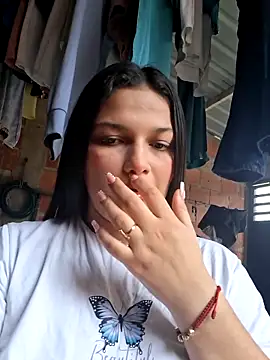 girl milk1 online show from 8, 2, 2026