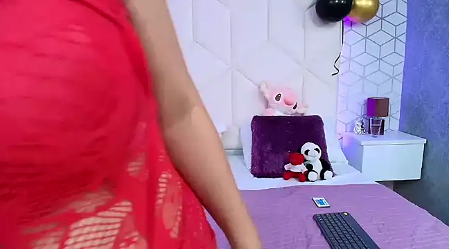 MadelineBeckert online show from 4, 2, 2025