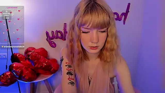 Linablueeyed online show from 20, 2, 2025