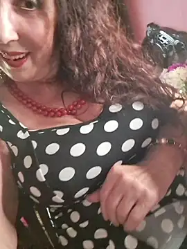 Snapshot of GypsyEsmeralda chatting on 15, 6, 2026 GypsyEsmeralda online show from 15, 6, 2026