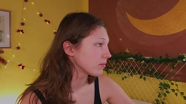 Snapshot of cherry_lea chatting on 8, 1, 2026 cherry lea online show from 8, 1, 2026