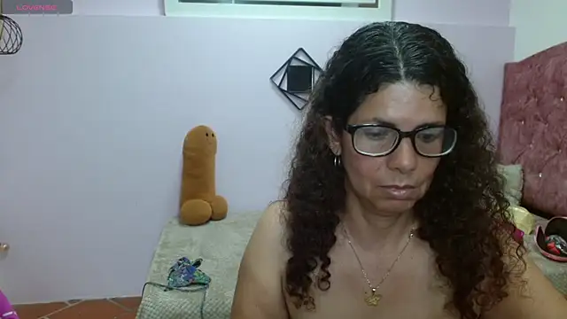 Snapshot of sila_bolum chatting on 4, 3, 2025 sila bolum online show from 4, 3, 2025