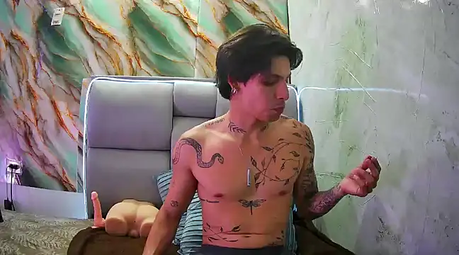 Apolo Hidalgo01 online show from 19, 2, 2025