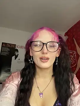 Snapshot of badgirllilli chatting on 29, 9, 2025 badgirllilli online show from 29, 9, 2025