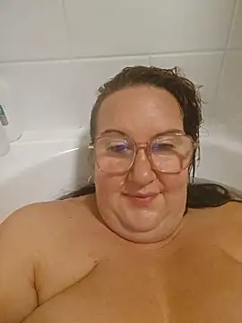 Bekahblows online show from 31, 10, 2025