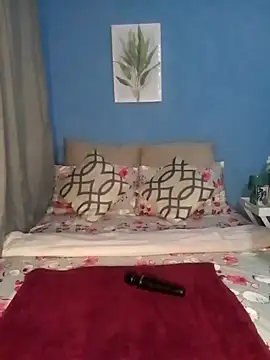 NunuBerry16 online show from 22, 2, 2025