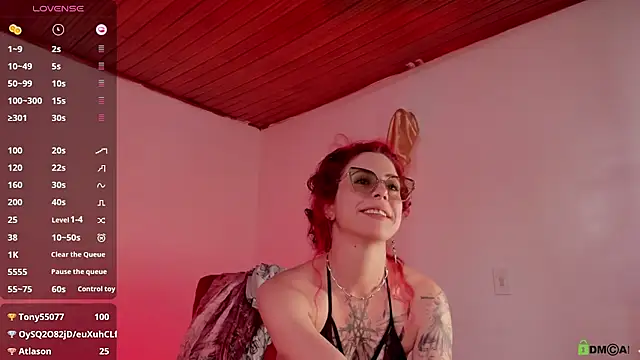 Borbala Iggy online show from 12, 12, 2024