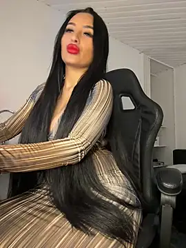 Anily Lovely online show from 3, 3, 2025