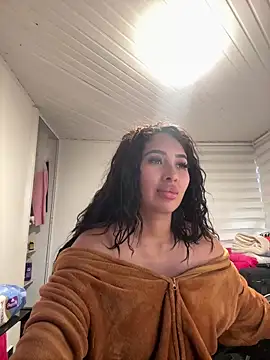 Anily Lovely online show from 17, 5, 2026