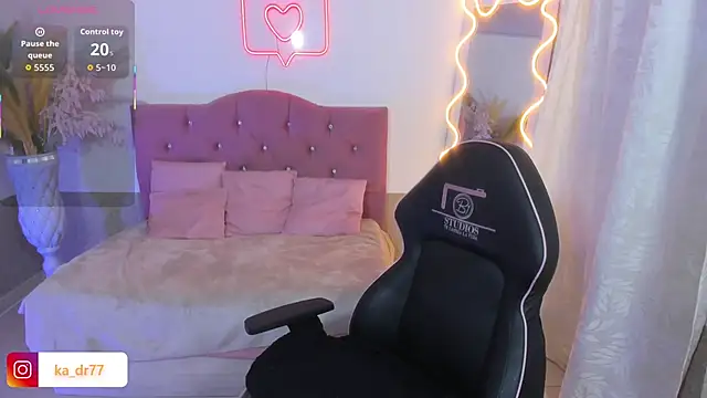 kendra tay online show from 21, 2, 2026