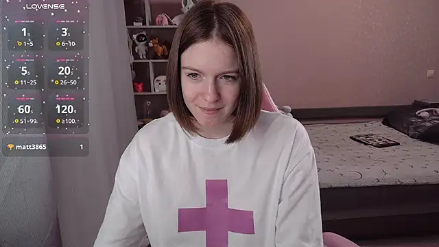 CassieJuice69 online show from 7, 11, 2025