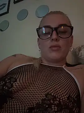 Barbie 26 online show from 4, 1, 2025