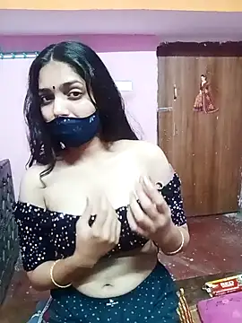 Cute-Simmi online show from 5, 1, 2025