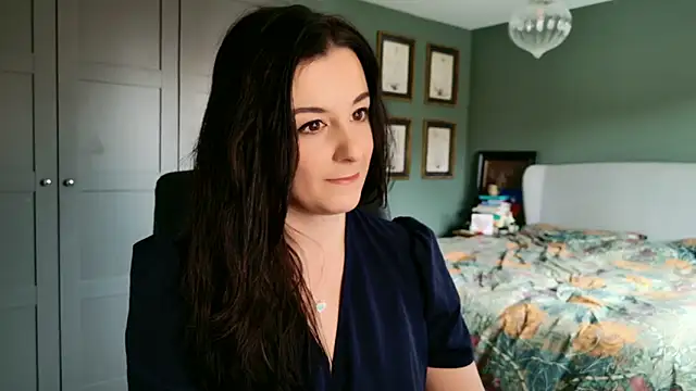 flatwhite0 online show from 16, 2, 2026