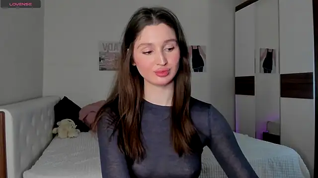 Snapshot of tender_babyy chatting on 9, 12, 2024 tender babyy online show from 9, 12, 2024