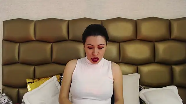 Snapshot of JaneLondon chatting on 13, 12, 2024 JaneLondon online show from 13, 12, 2024