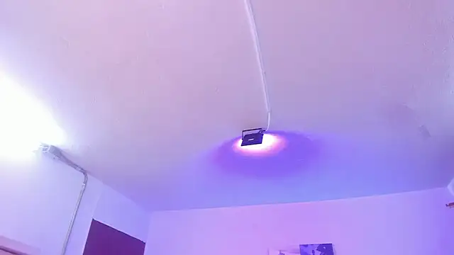 Amy Kiitty  online show from 27, 11, 2025