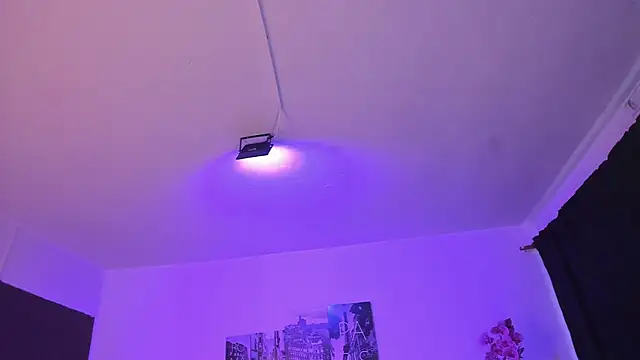 Amy Kiitty  online show from 5, 12, 2025