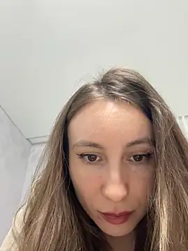 viviandaimond1 online show from 16, 4, 2026