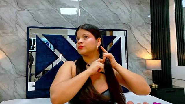 KarinaSimonz online show from 15, 7, 2026