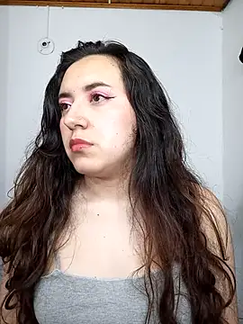 Emi chik online show from 19, 12, 2024