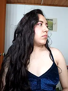 Emi chik online show from 21, 11, 2025