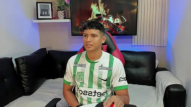 yei-sant online show from 12, 11, 2025