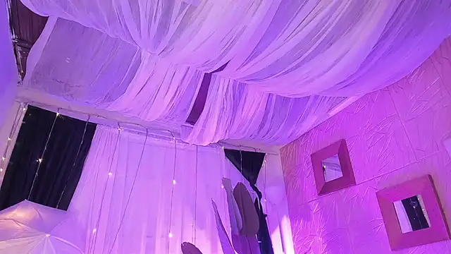 sadashi moon  online show from 9, 2, 2025