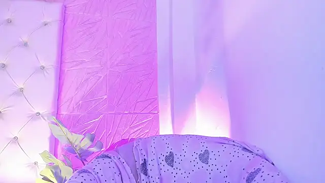 sadashi moon  online show from 9, 3, 2025