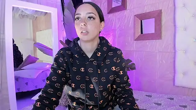 sadashi moon  online show from 19, 3, 2025