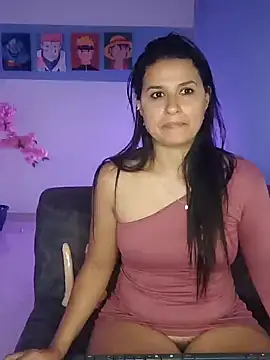 Snapshot of elena_jonees chatting on 26, 12, 2024 elena jonees online show from 26, 12, 2024