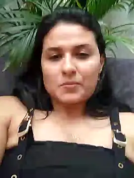 Snapshot of elena_jonees chatting on 6, 2, 2025 elena jonees online show from 6, 2, 2025