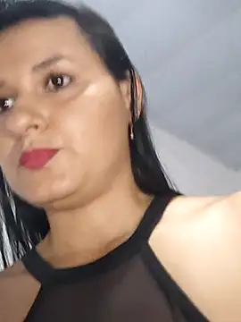 Snapshot of elena_jonees chatting on 16, 10, 2025 elena jonees online show from 16, 10, 2025