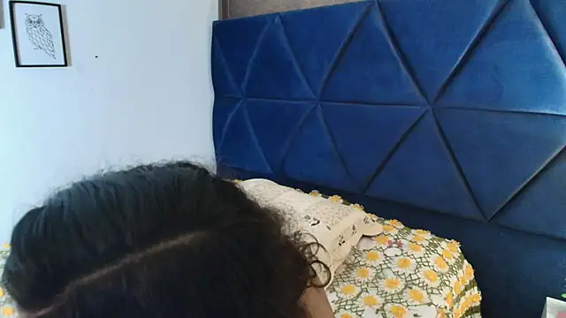 Akane Uwu online show from 30, 9, 2025