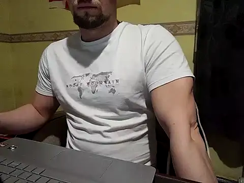 Regularfucker28 online show from 10, 3, 2025