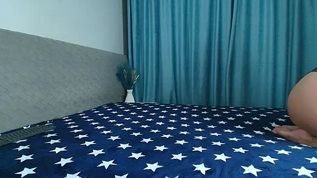 Snapshot of ElizaaXO chatting on 30, 9, 2025 ElizaaXO online show from 30, 9, 2025