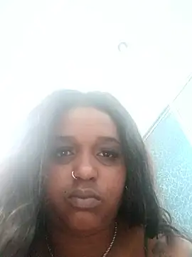 Snapshot of annybarros21 chatting on 24, 3, 2026 annybarros21 online show from 24, 3, 2026
