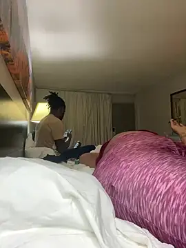 Snapshot of juicybooty_cherri2 chatting on 14, 1, 2025 juicybooty cherri2 online show from 14, 1, 2025