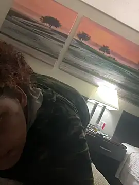 Snapshot of juicybooty_cherri2 chatting on 8, 2, 2025 juicybooty cherri2 online show from 8, 2, 2025