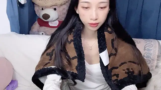 Lili-2 online show from 5, 2, 2026