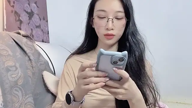 Snapshot of Lili-2 chatting on 26, 5, 2026 Lili-2 online show from 26, 5, 2026