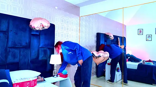 Derieri D online show from 19, 2, 2026