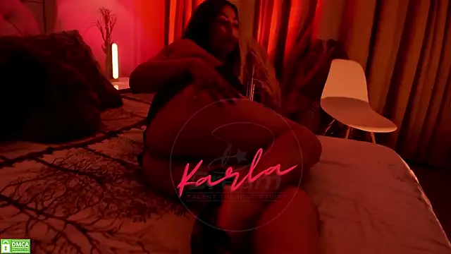 Snapshot of karla_paradise_ chatting on 16, 12, 2024 karla paradise online show from 16, 12, 2024