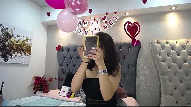 Melodi Roux online show from 14, 2, 2025