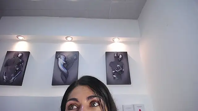 Melodi Roux online show from 8, 1, 2026