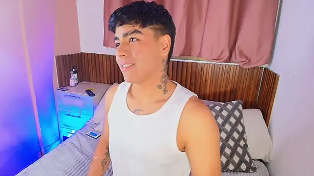 kiing azahell online show from 8, 2, 2026