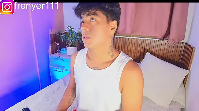 kiing azahell online show from 18, 4, 2026