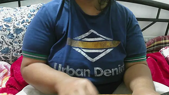 Queen of boobs01 online show from 1, 12, 2025