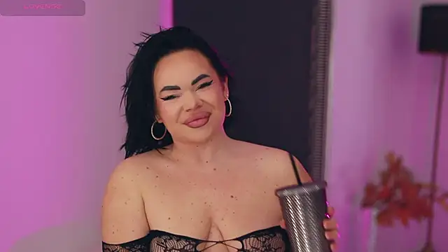 MissLilaa online show from 16, 11, 2025