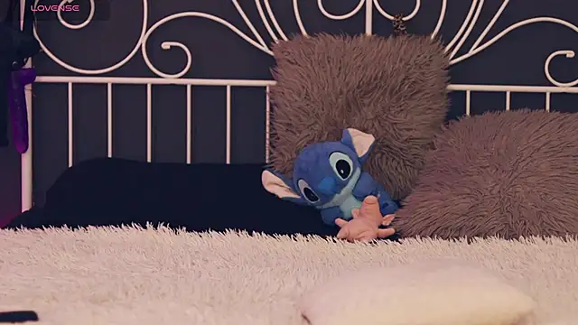 MissLilaa online show from 25, 11, 2025